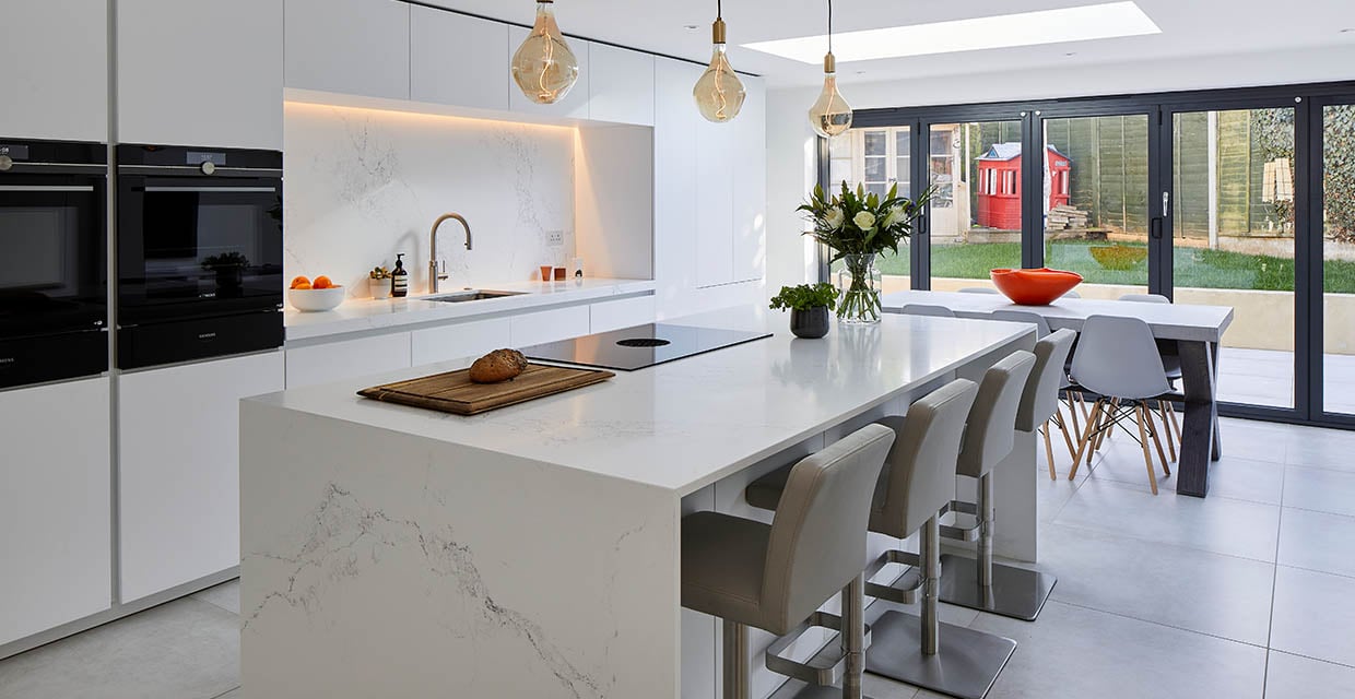 Light quartz kitchen worktop inspiration